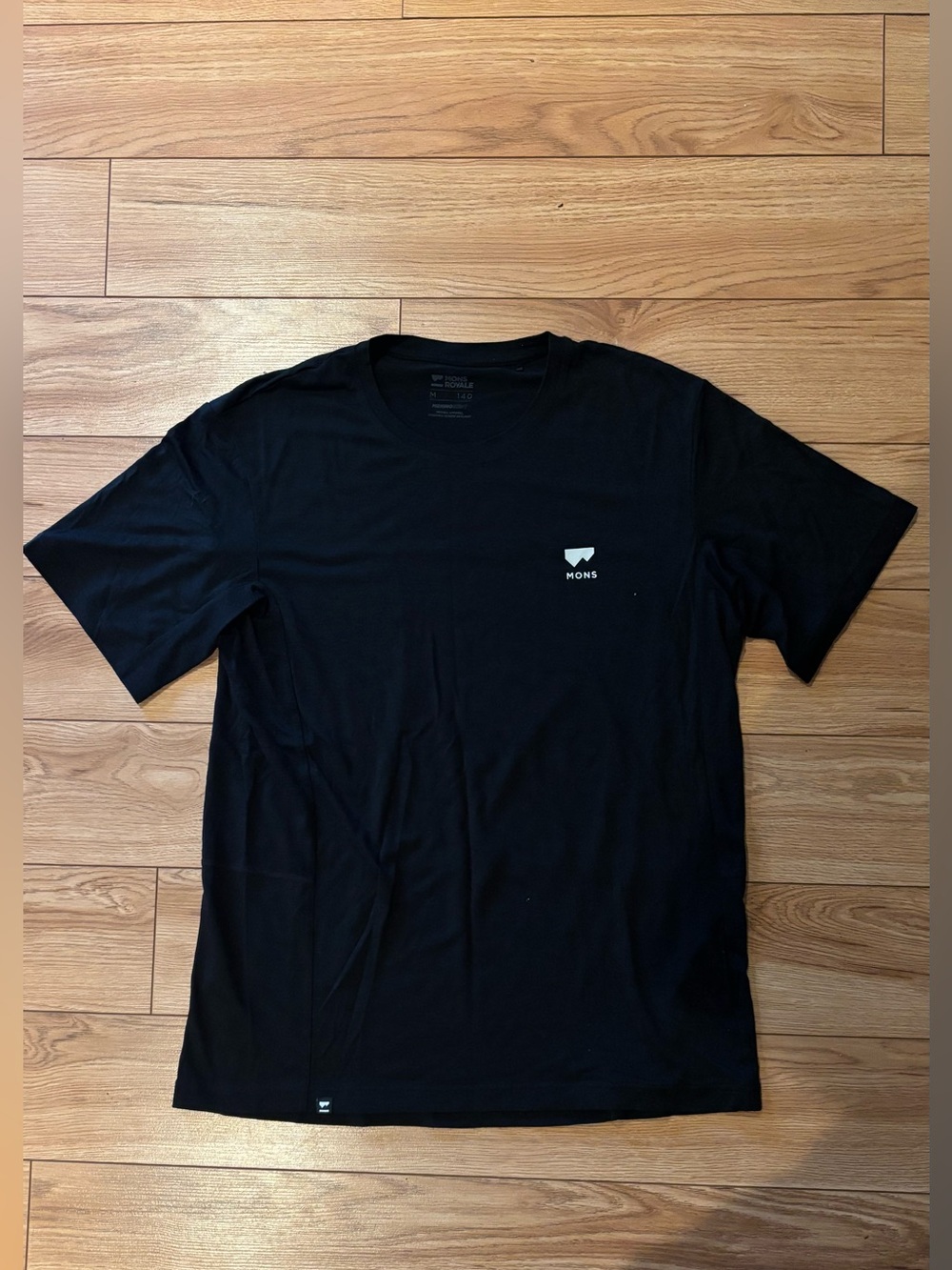 mons royale tarn merino shirt medium